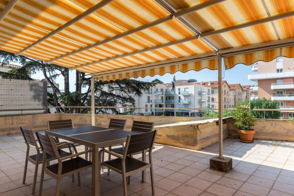 Appartement Grande Terrasse A Cote Monaco & Plage Saint-Antoine  Exteriör bild